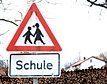 Schule Warnschild